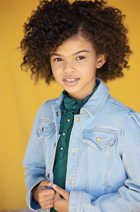 Sep 3, 2022 · Keslee Blalock is a young actress who plays the role of Ivy on Netflix’s Ivy + Bean alongside Canadian actress Madison Skye Validum. She stars alongside casts like Jane Lynch, Sasha Pieterse, and Nia Vardalos. The three-part film series releases on Netflix on September 2, 2022. Playing Ivy on Ivy + Bean was a dream role she had worked hard for. 